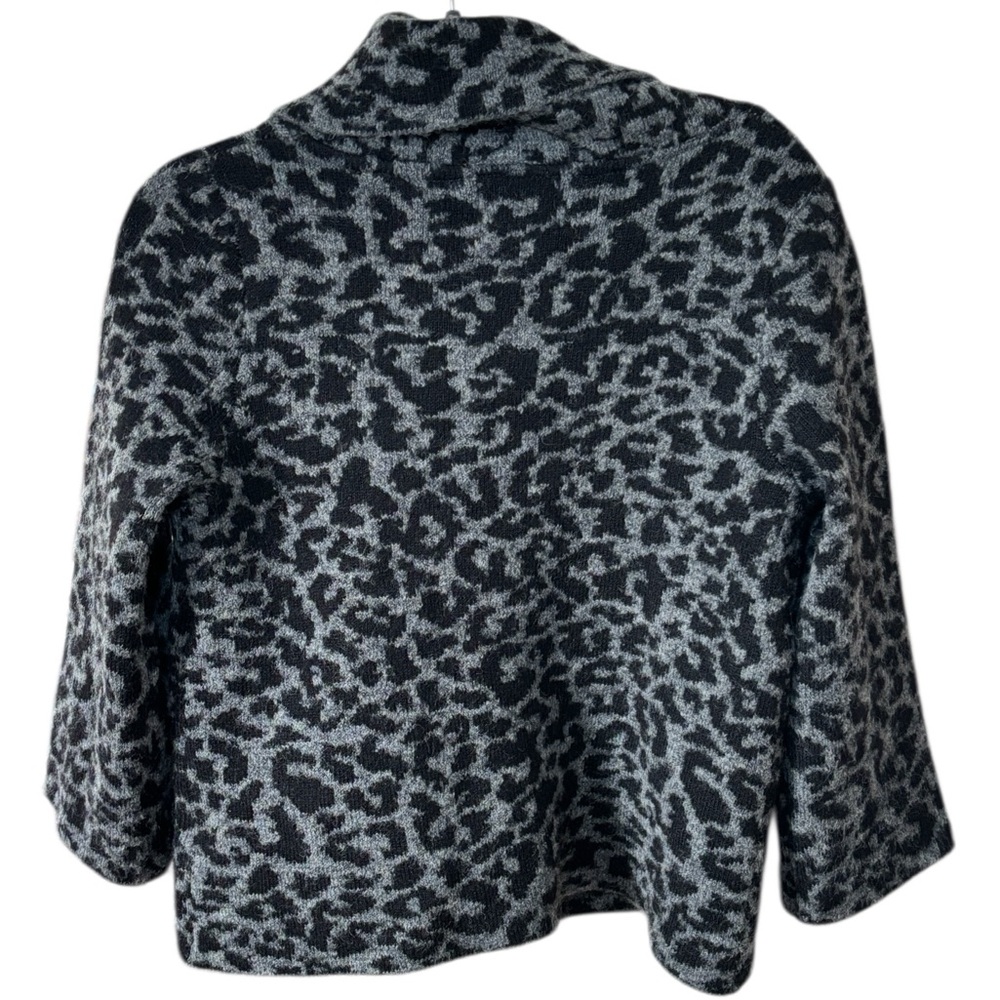 Cynthia Rowley Gray Black Animal Print Wool Blend Sweater Cardigan M Leopard - Picture 3 of 12
